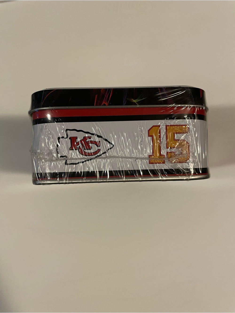 Panini Donruss Optic Patrick Mahomes II Collectors Edition Tin - Picture 4 of 6